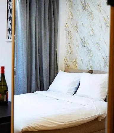 Appartement Funkcjonalne Blisko Przystankow *