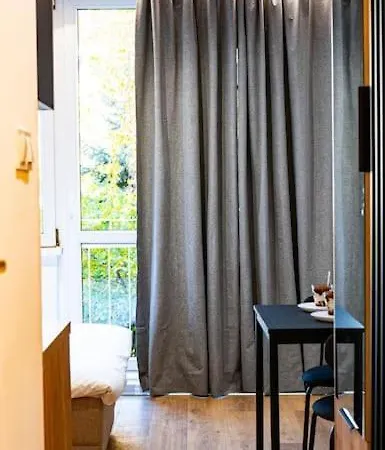 Funkcjonalne Blisko Przystankow * Varsavia