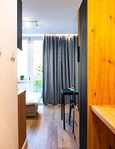 Funkcjonalne Blisko Przystankow Apartment *